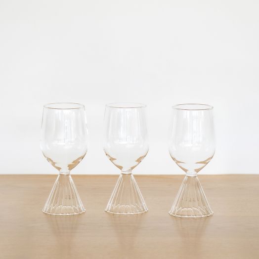 Tutu White Wine Glass by Ichendorf Milano
