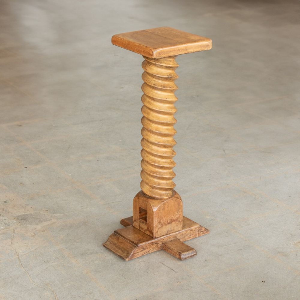 Panoplie French Twisted Wood Pedestal Table
