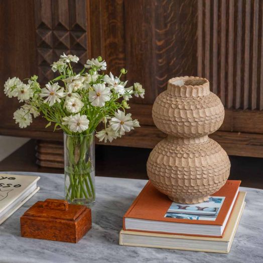 Hera Vase