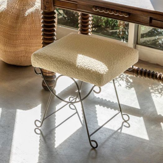 Panoplie Iron Loop Stool, Boucle